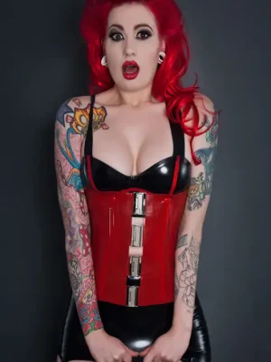 Latex Bette Underbust Corset