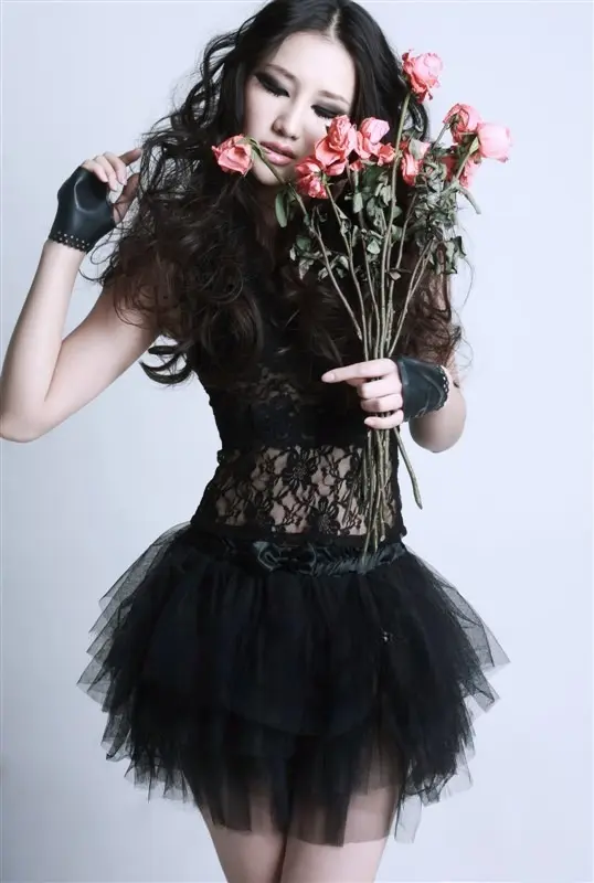Latex Blackest of Swans Latex Blackest of Swans