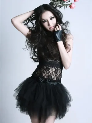 Latex Blackest of Swans Latex Blackest of Swans