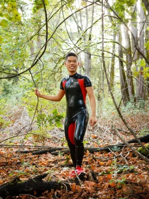 Latex Mens Short-Sleeved Neck Entry Jogger Suit Catsuit Latex Mens Short-Sleeved Neck Entry Jogger Suit Catsuit