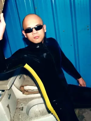 Latex Mens Side-Swiper Front Zipper Catsuit