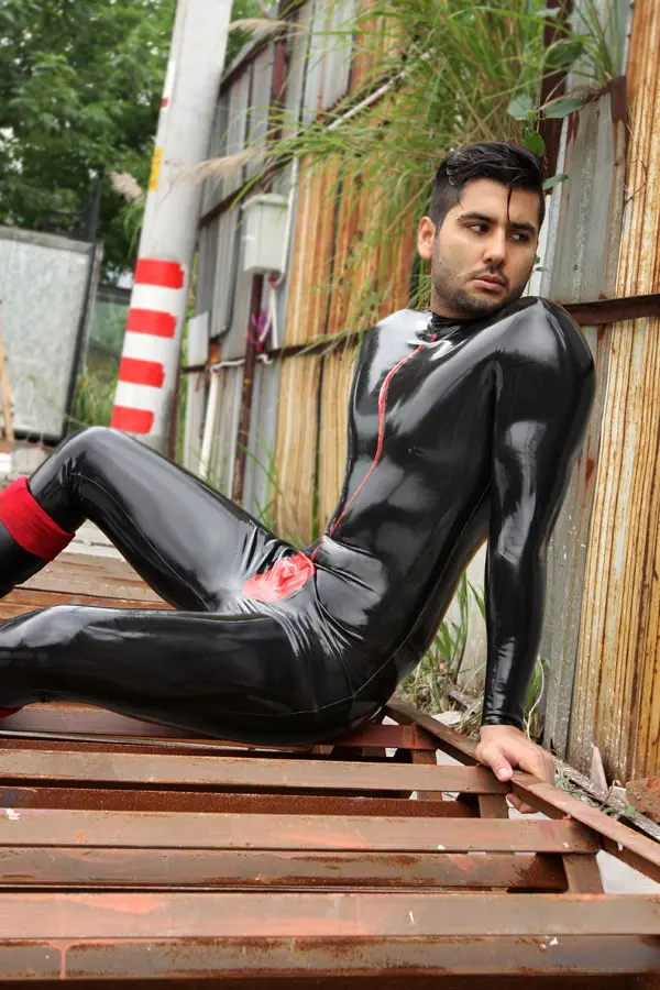 Latex Mens Spermaceti Back Zipper Catsuit Latex Mens Spermaceti Back Zipper Catsuit