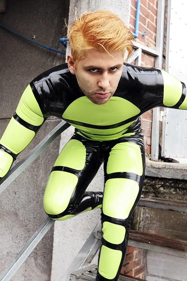 Latex Mens Straposis Back Zipper Catsuit With Feet Latex Mens Straposis Back Zipper Catsuit With Feet